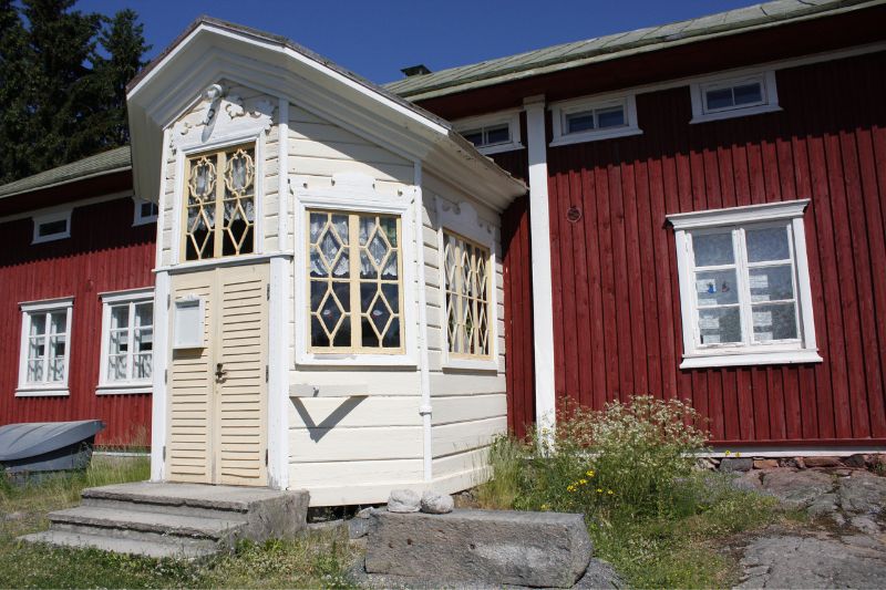 Kauniit lasikuistit.