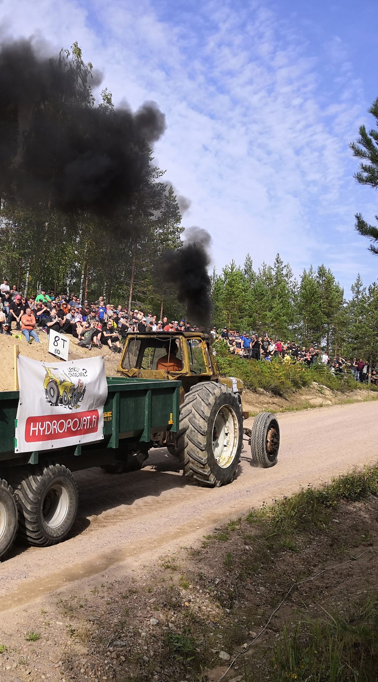 traktorien m&auml;kivetokisat siikaisissa